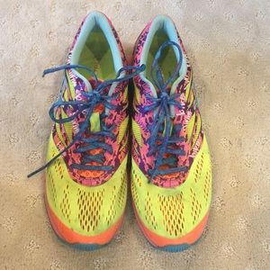 Asics Gel-Noosa Tri 10