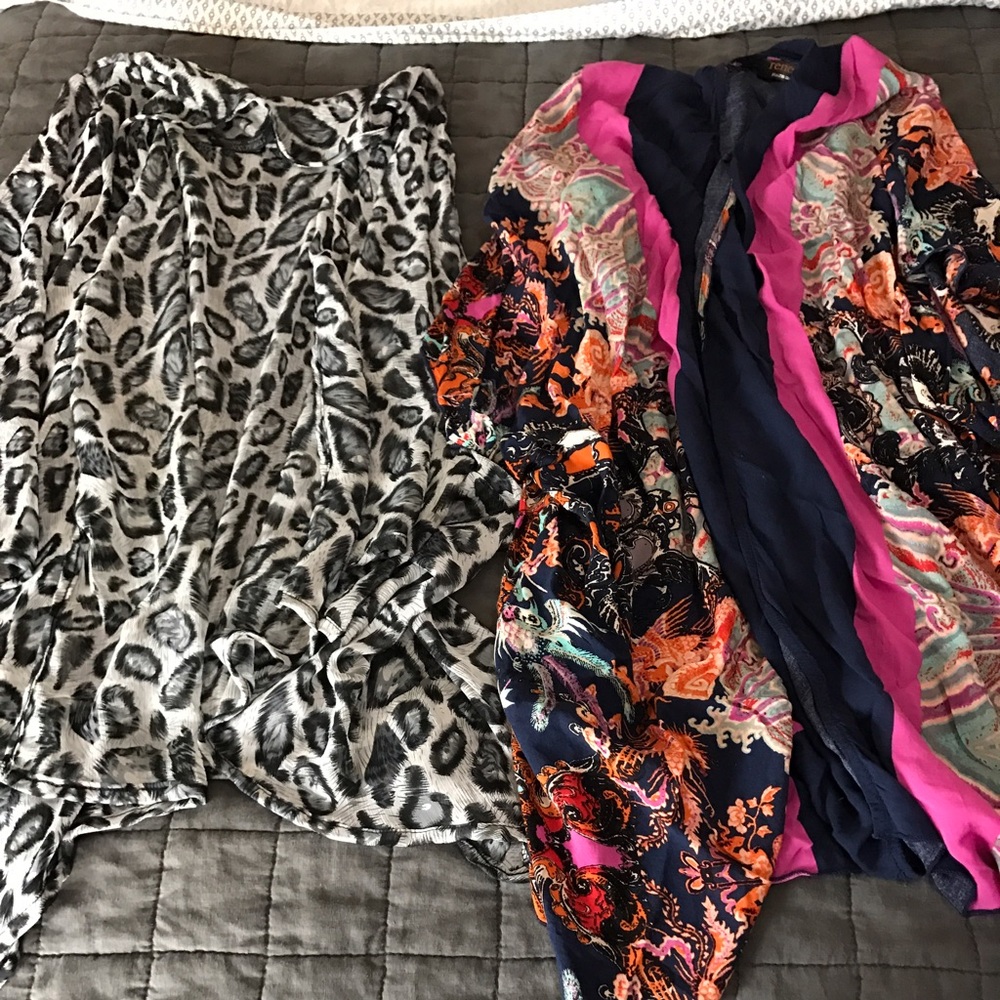 SOLD!! Closet sale! ❤️