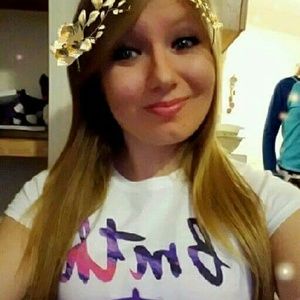 Meet your Posher, Brindee