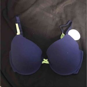 Undies 38DD  tshirt bra