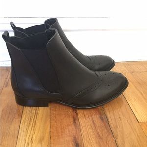 CHELSEA BOOTIES