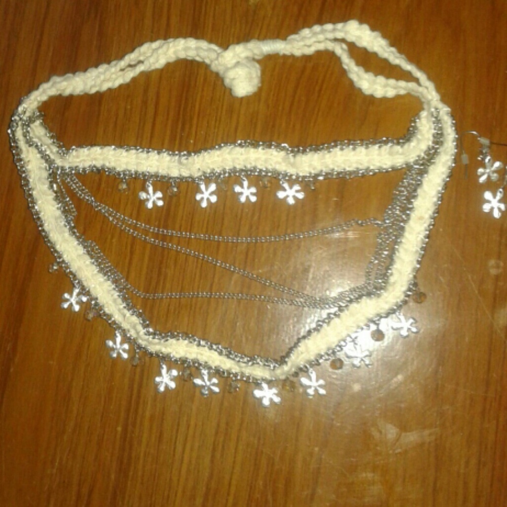 SALE! New necklace and earring set embroidered as