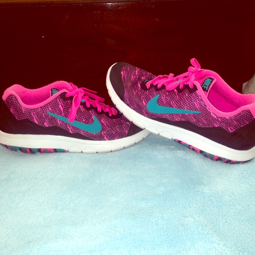 Nike flex experience RN 4