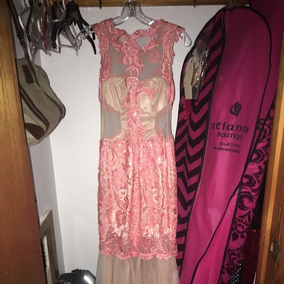 Size 0-2 Prom Dress, 2015 - Picture 2 of 8