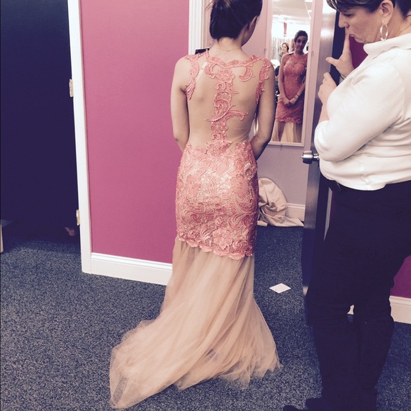 Size 0-2 Prom Dress, 2015 - Picture 8 of 8