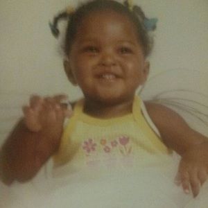 Meet your Posher, Shakia