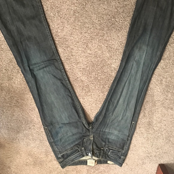 William Rast jeans - Picture 2 of 4