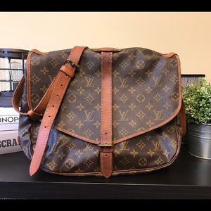 Louis Vuitton And Henri Bendel bundle