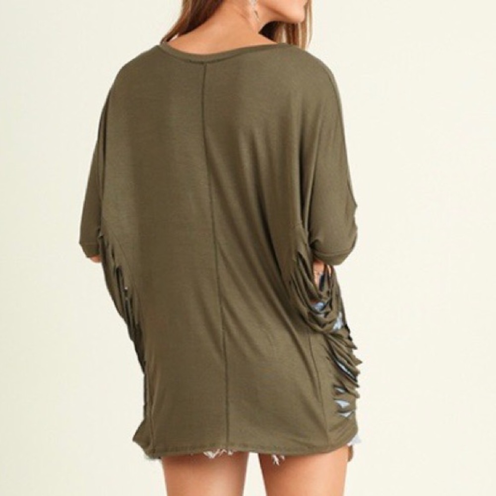 ⚡️Sale⚡️Olive Ripped Tee - Picture 3 of 4