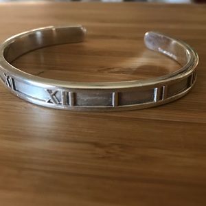 Tiffany & Co Atlas Cuff bracelet