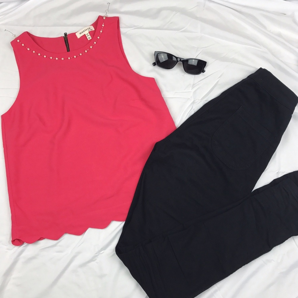 Pink Scalloped Cut Blouse 🌸