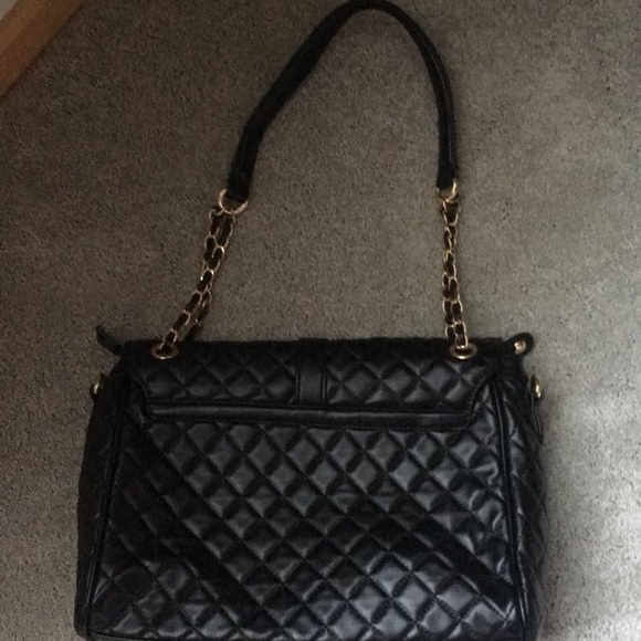 Black quilted purse - Picture 2 of 3