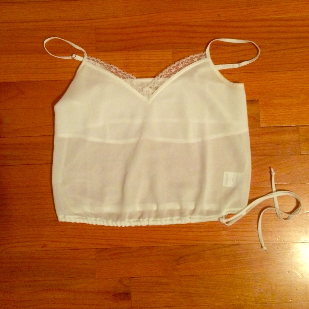 Tobi white crop top size S