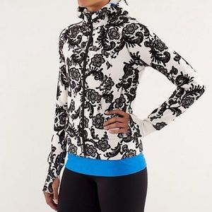 Lululemon sweatshirt