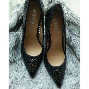 Black Unity Analisa Pump By Carlos Santana