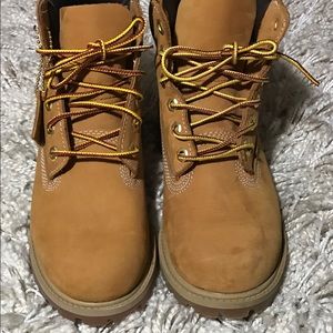 Kids timberland 6" water proof boots