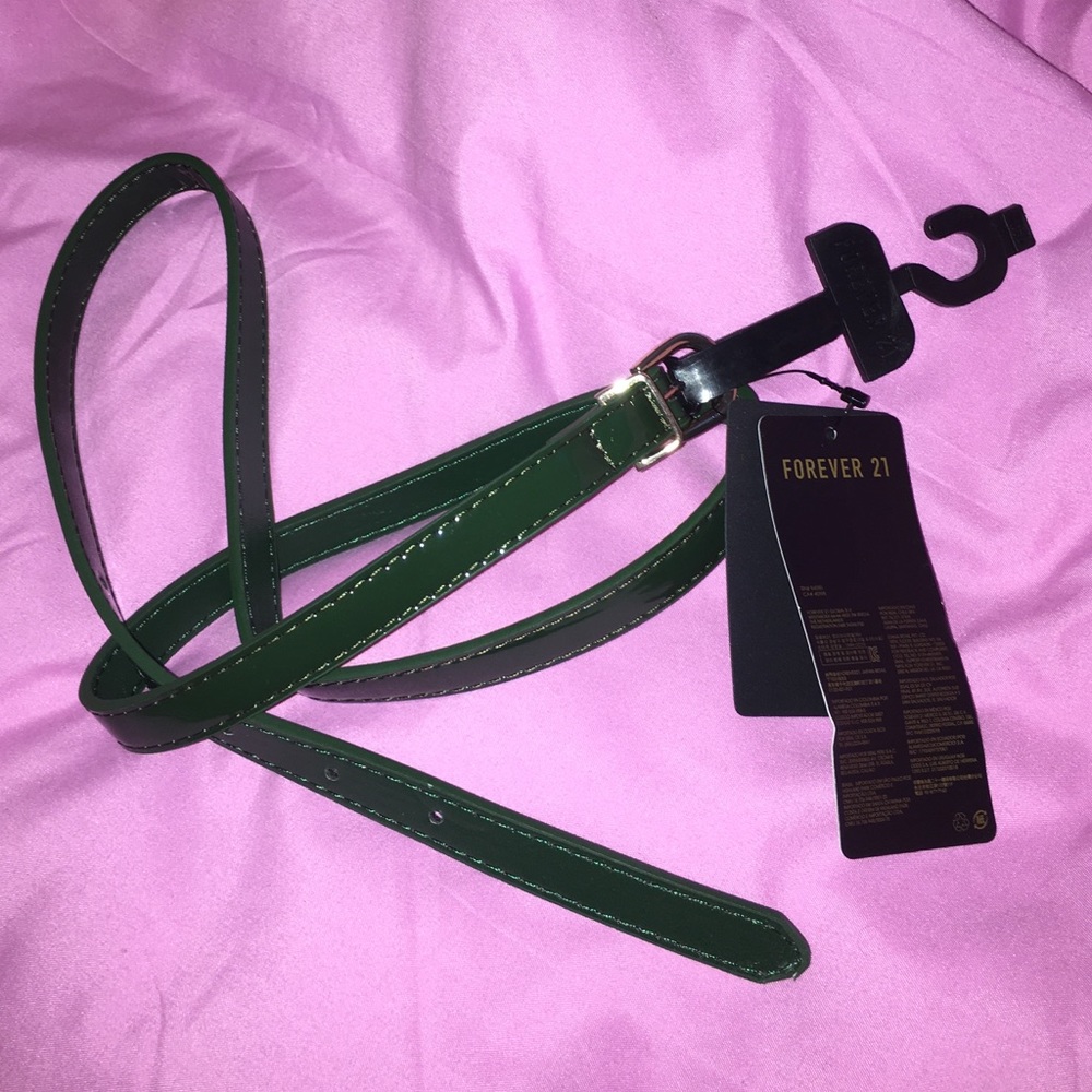 Green belt! Never worn! Tags on!