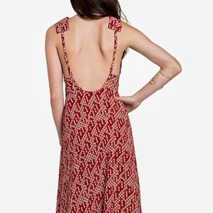 Stone Cold Fox Helmut Gown - red, size 1