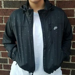 Nike Cropped Windbreaker