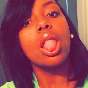 Meet your Posher, Alaina