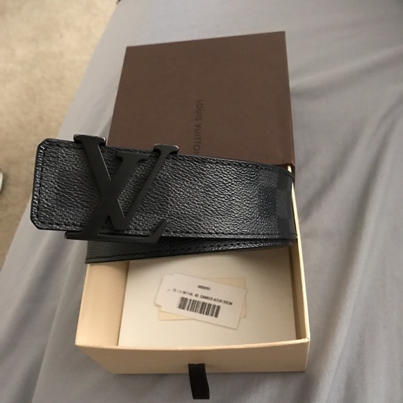 100% authentic Louis Vuitton belt (worn 9/10 - Picture 3 of 4