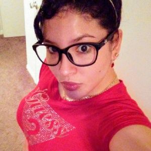 Meet your Posher, Lianerys