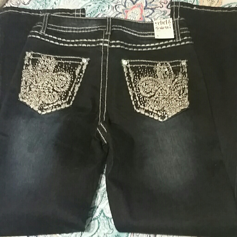 Jeans - Picture 3 of 3