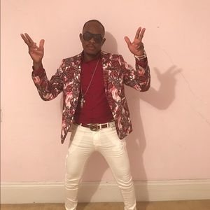 Meet your Posher, Duggu