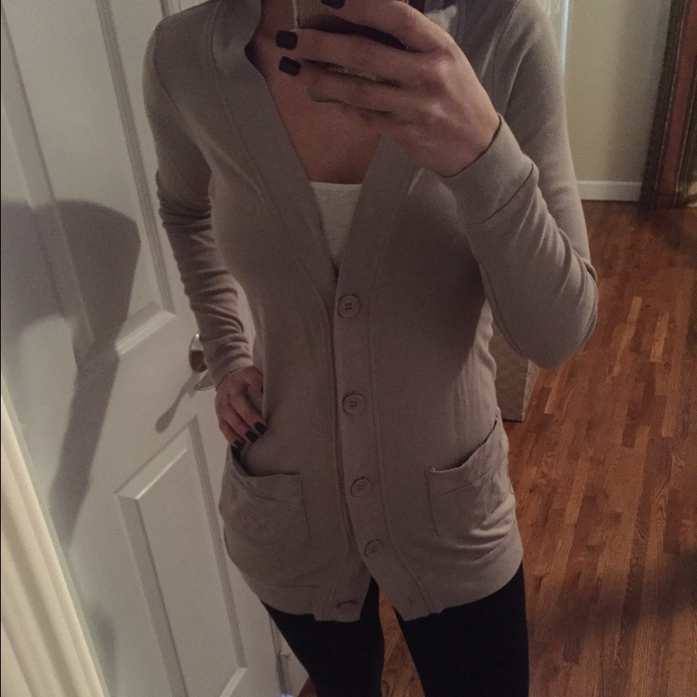 Cardigan Like New