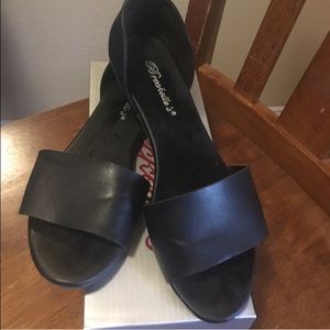 Black Faux Leather Sandals/Flats
