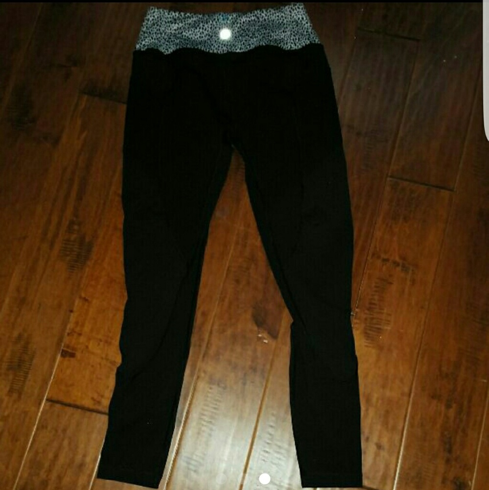 Worn twice. Got too big on me.