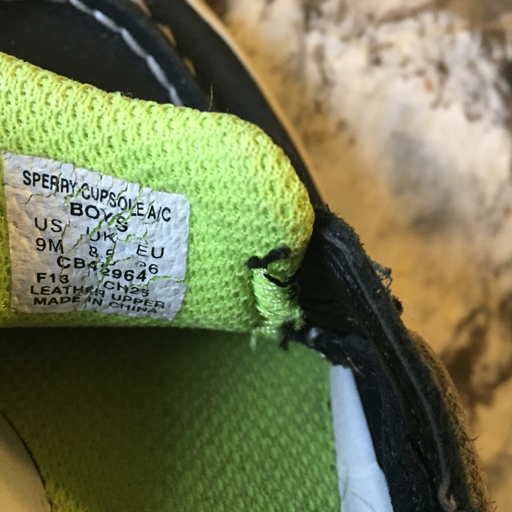 Boys Sperry topsiders shoes sz 9 - Picture 3 of 3