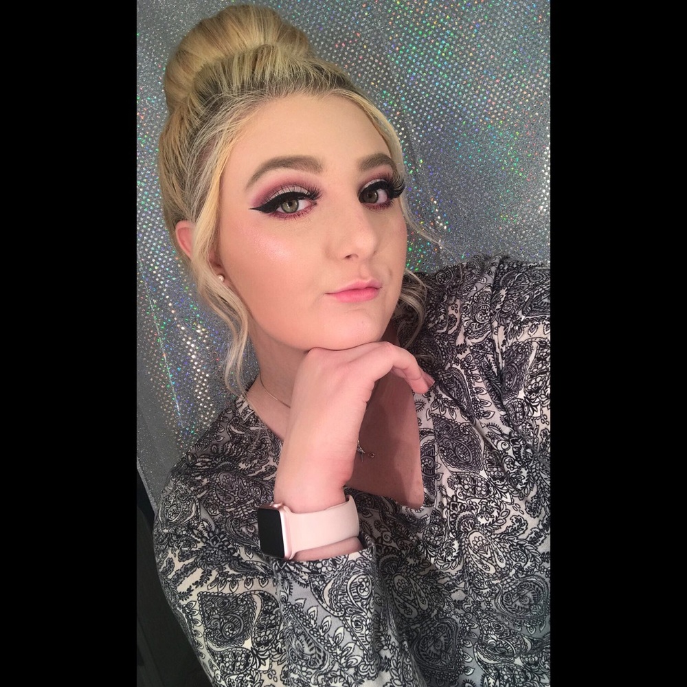 Meet your Posher, Katie