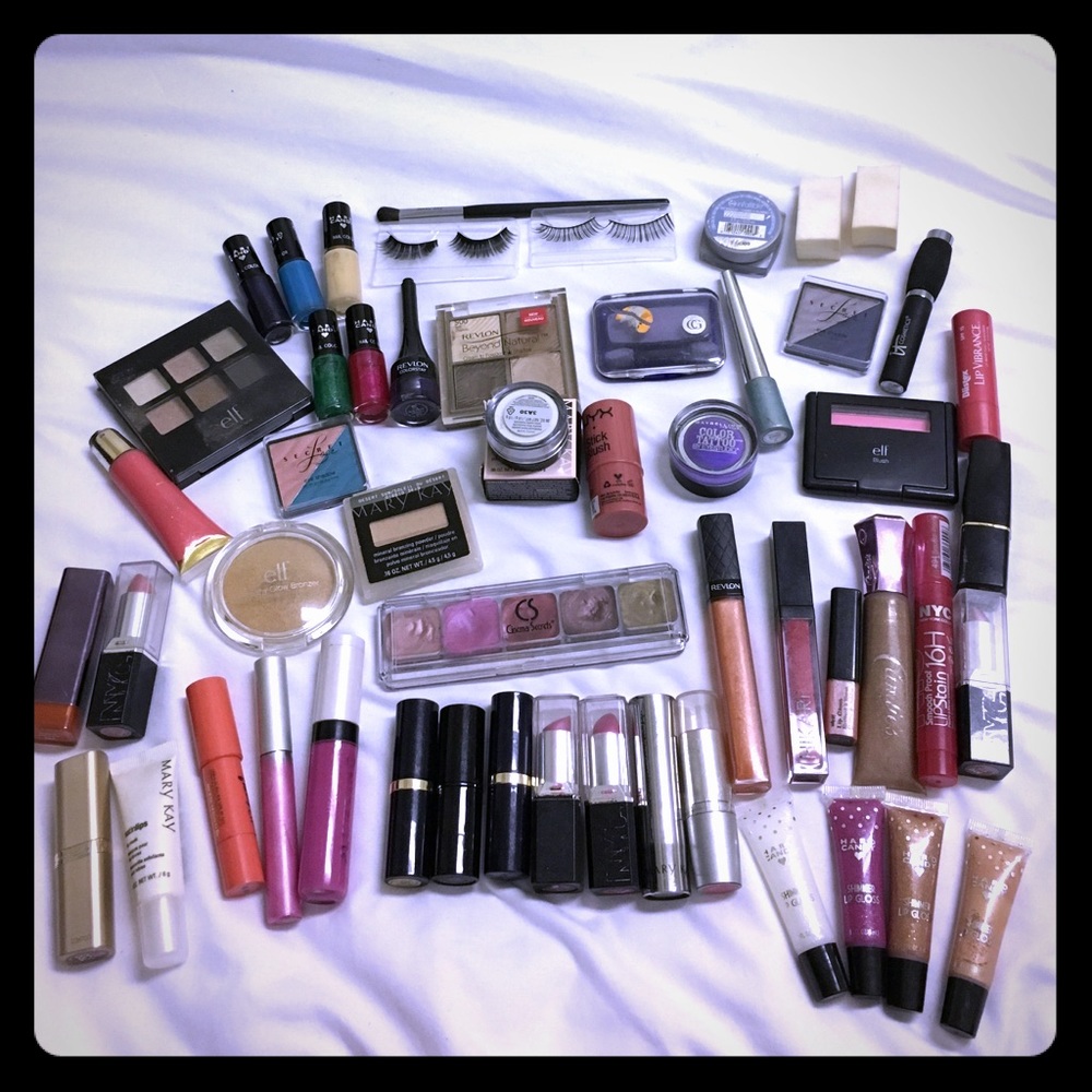 New and used makeup bundle