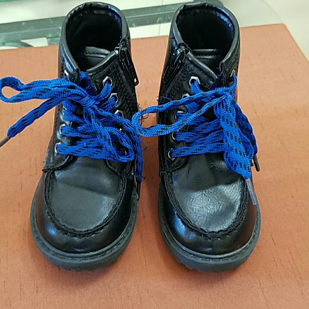 Cherokee dress boots
