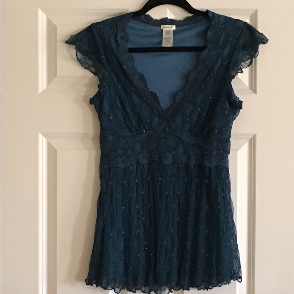 Studio Y Women's L blouse.