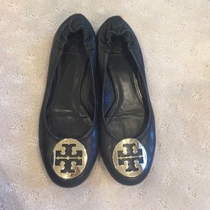 Tory birch reva flats black and gold