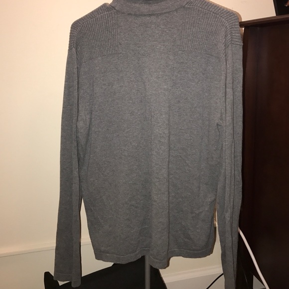 3/4 zip pullover - Picture 2 of 4