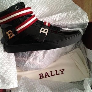 Bally sneakers size 8