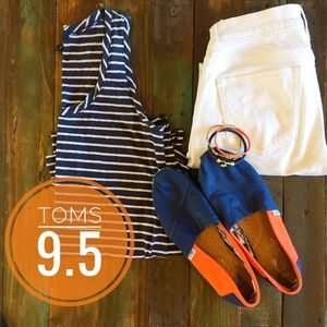 TOMS shoes