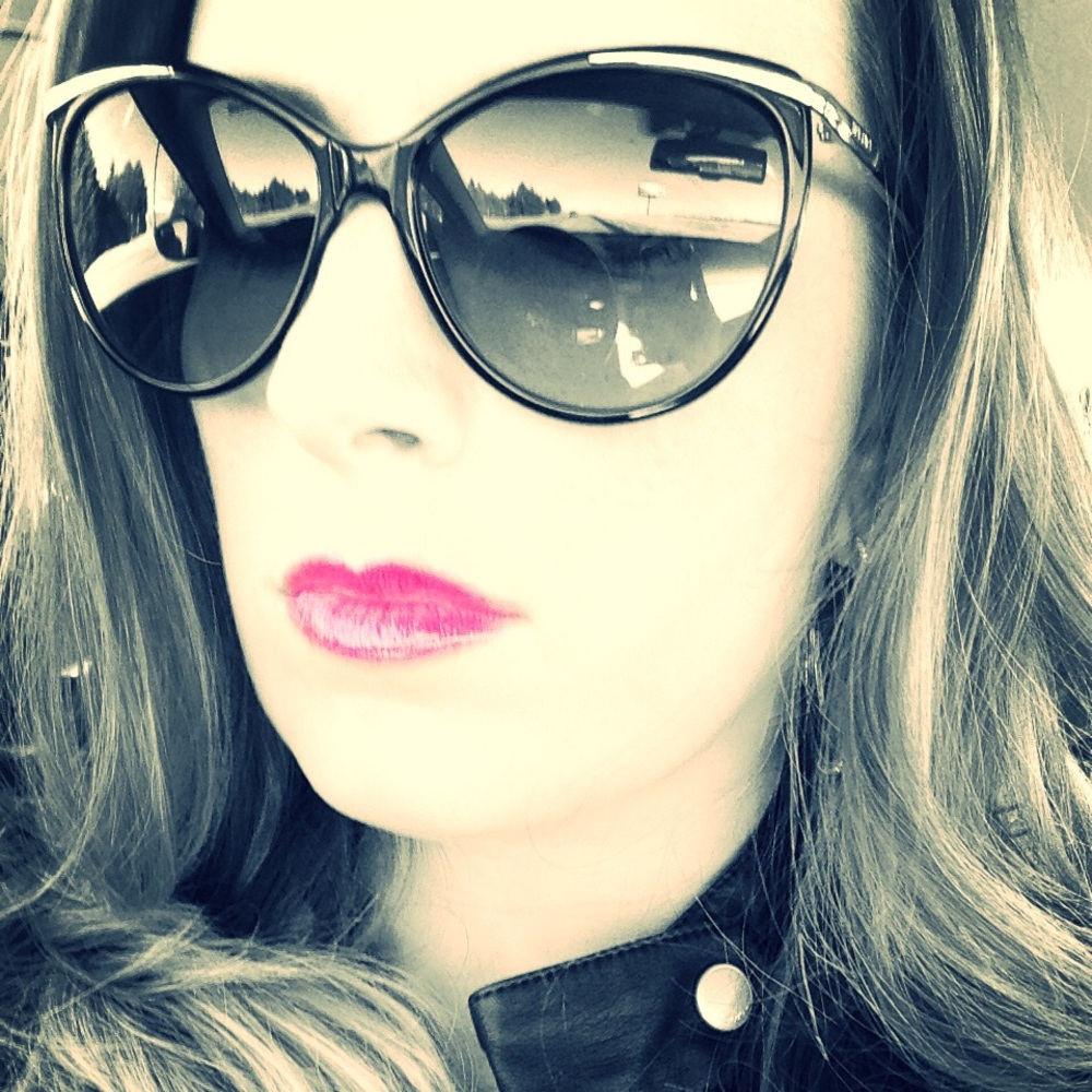 Meet your Posher, Shaina