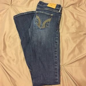 Medium wash Hollister bootcut jeans