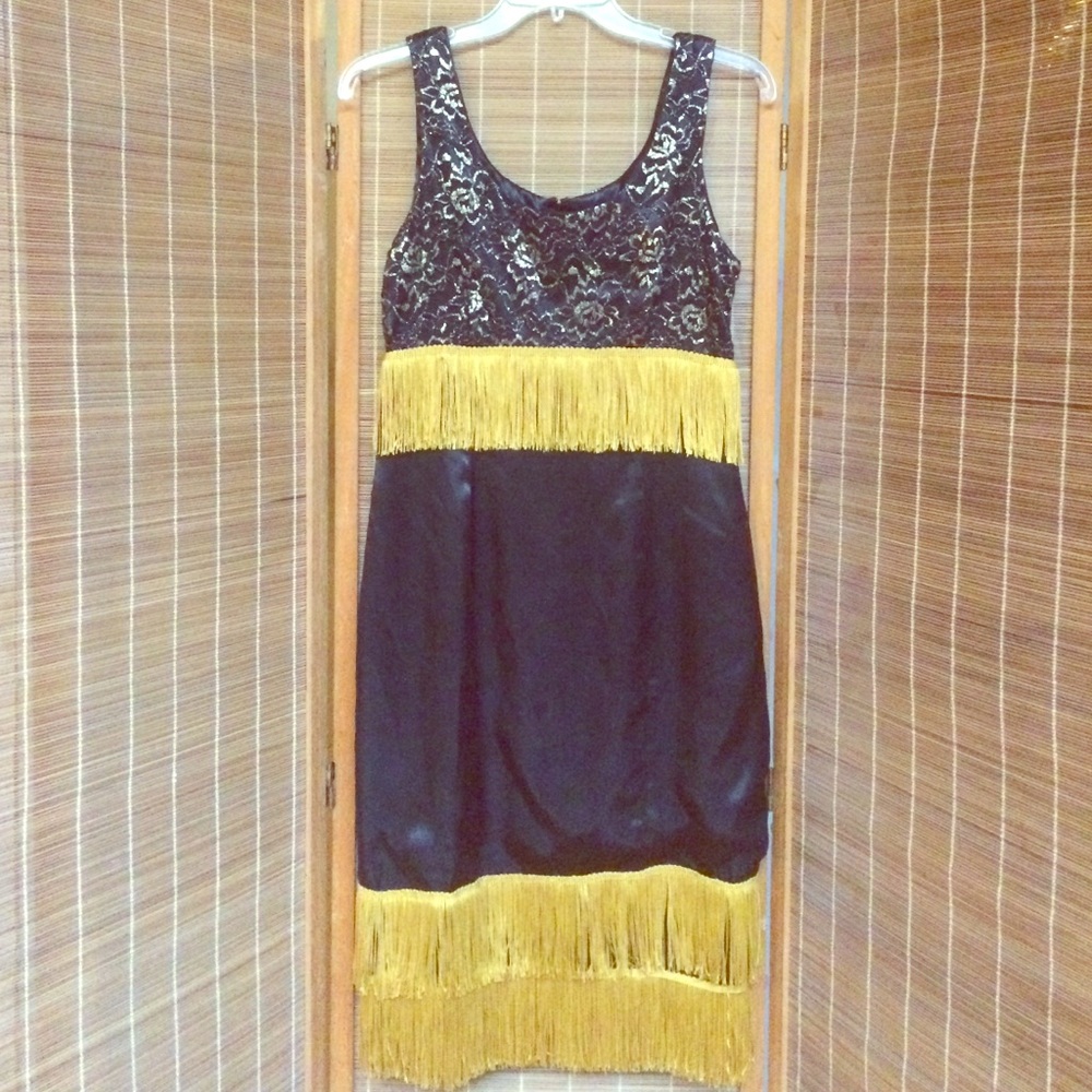Fun fringe dress!! 💃🏻