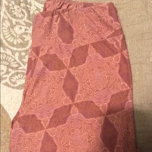 New salmon pink Lularoe leggings - TC