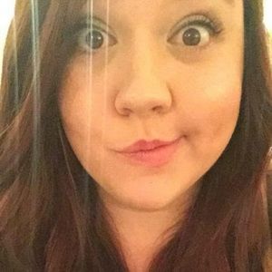 Meet your Posher, Kellie