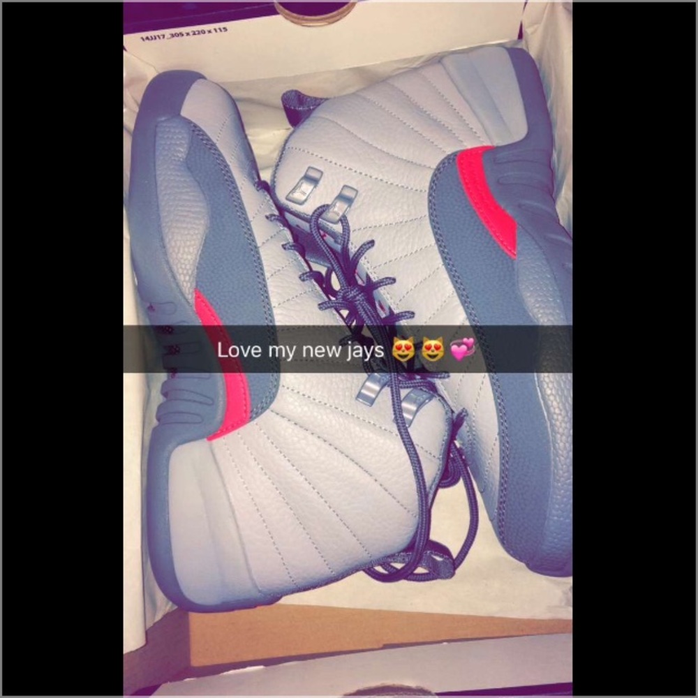 Air Jordan 12 Retro GG size 7y 💓