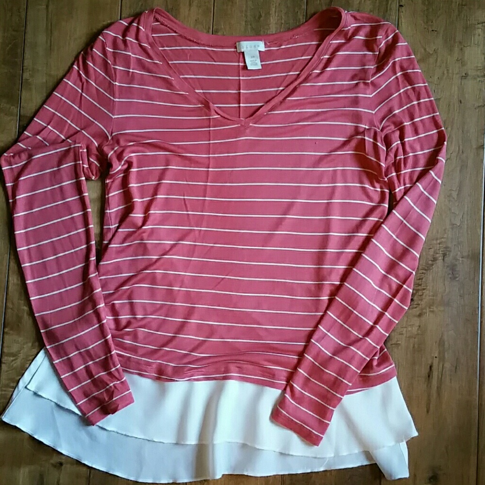 XS Hinge stripe ruffle-bottom knit top