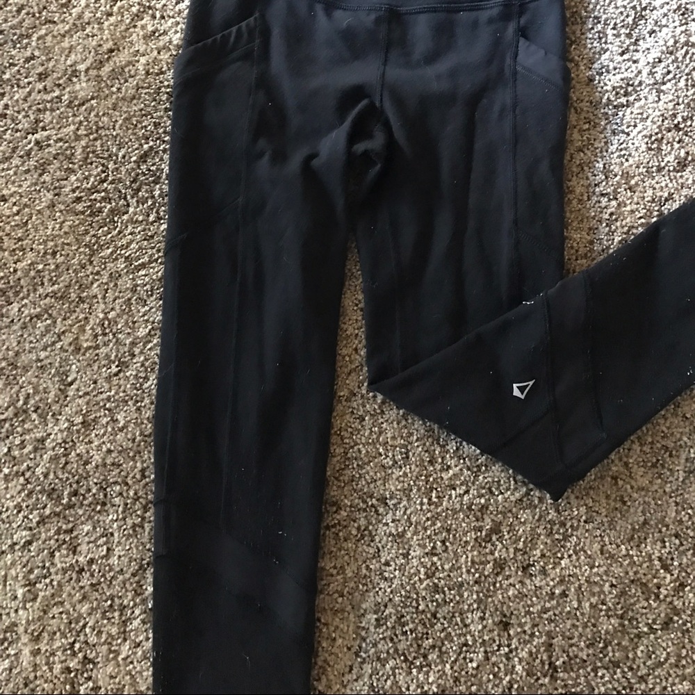 Ivivva black