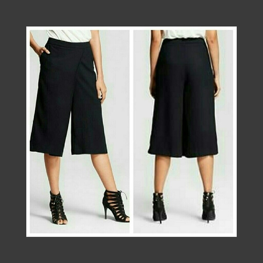 *Wardrobe Staple* Black Wrap Culottes