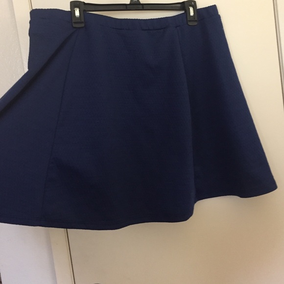 Lily Star Mini Circle Skirt - Picture 2 of 4